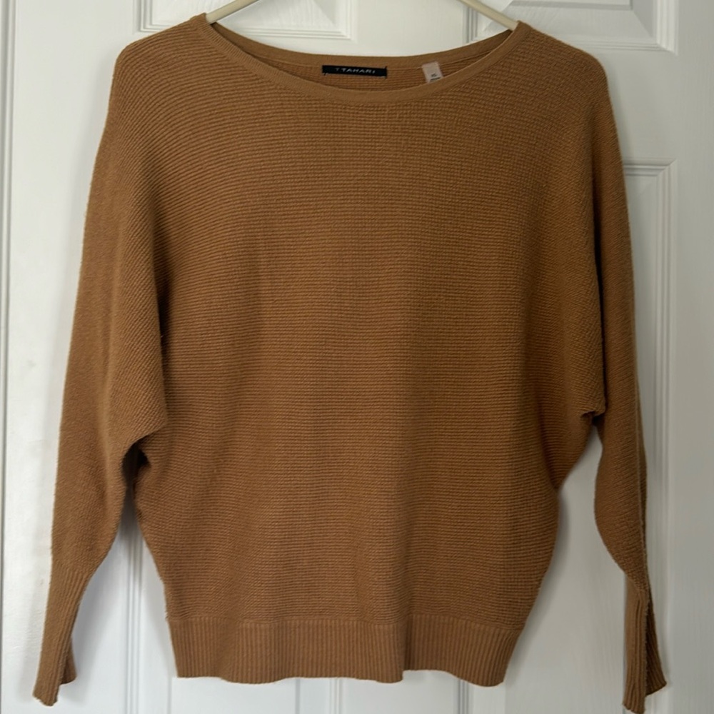 XS Tahari Dolman Sleeve Sweater; Caramel Color; EUC